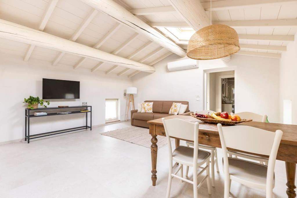Verdeolivo 1876 - Apartments & Pool Mezzane di Sotto Eksteriør billede